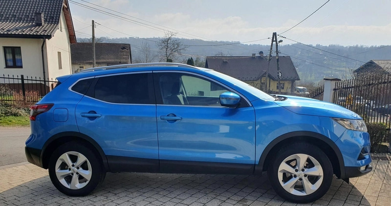 Nissan Qashqai cena 77800 przebieg: 100000, rok produkcji 2019 z Mirosławiec małe 704